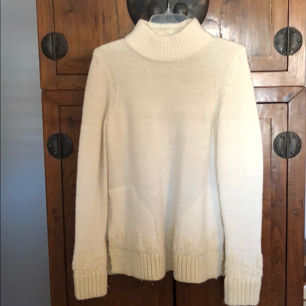 Anthropologie sleeping on snow turtleneck